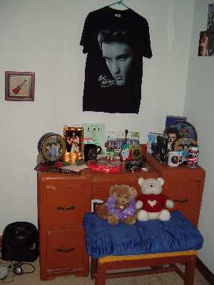 Saras Room of Devotion to Elvis